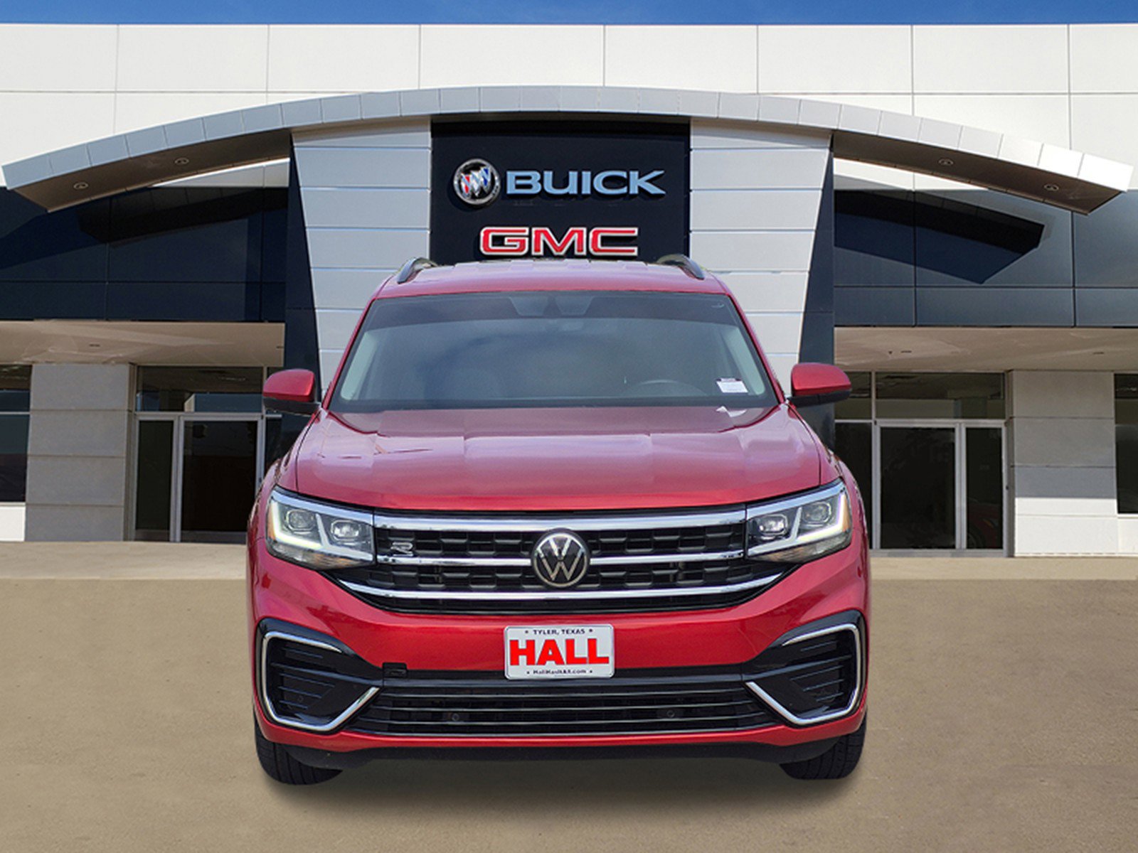 Used 2021 Volkswagen Atlas SE w/ Towing Package AWD/4WD image 2