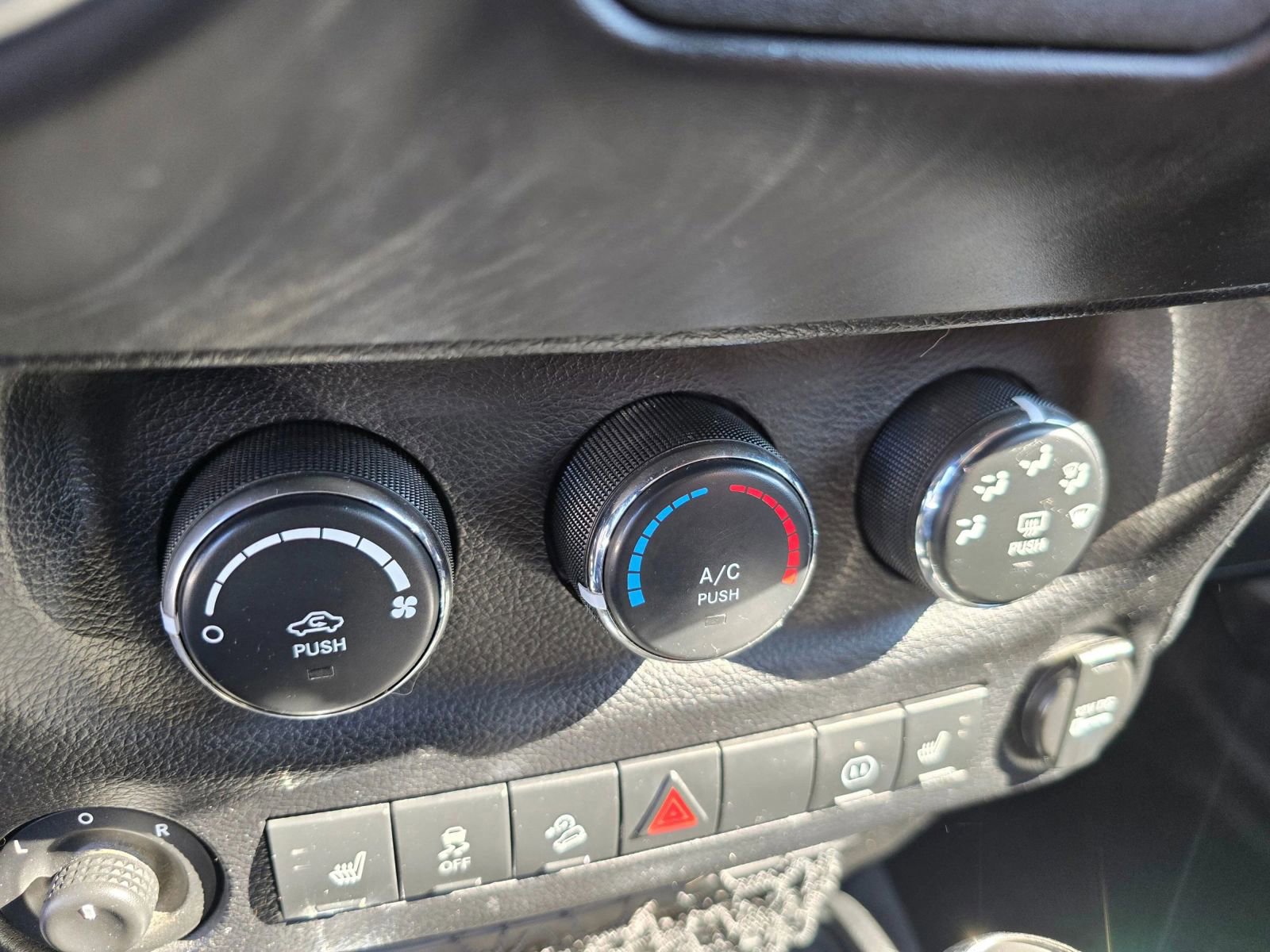 Used 2011 Jeep Wrangler Unlimited 70th Anniversary w/ Dual Top Group image 27