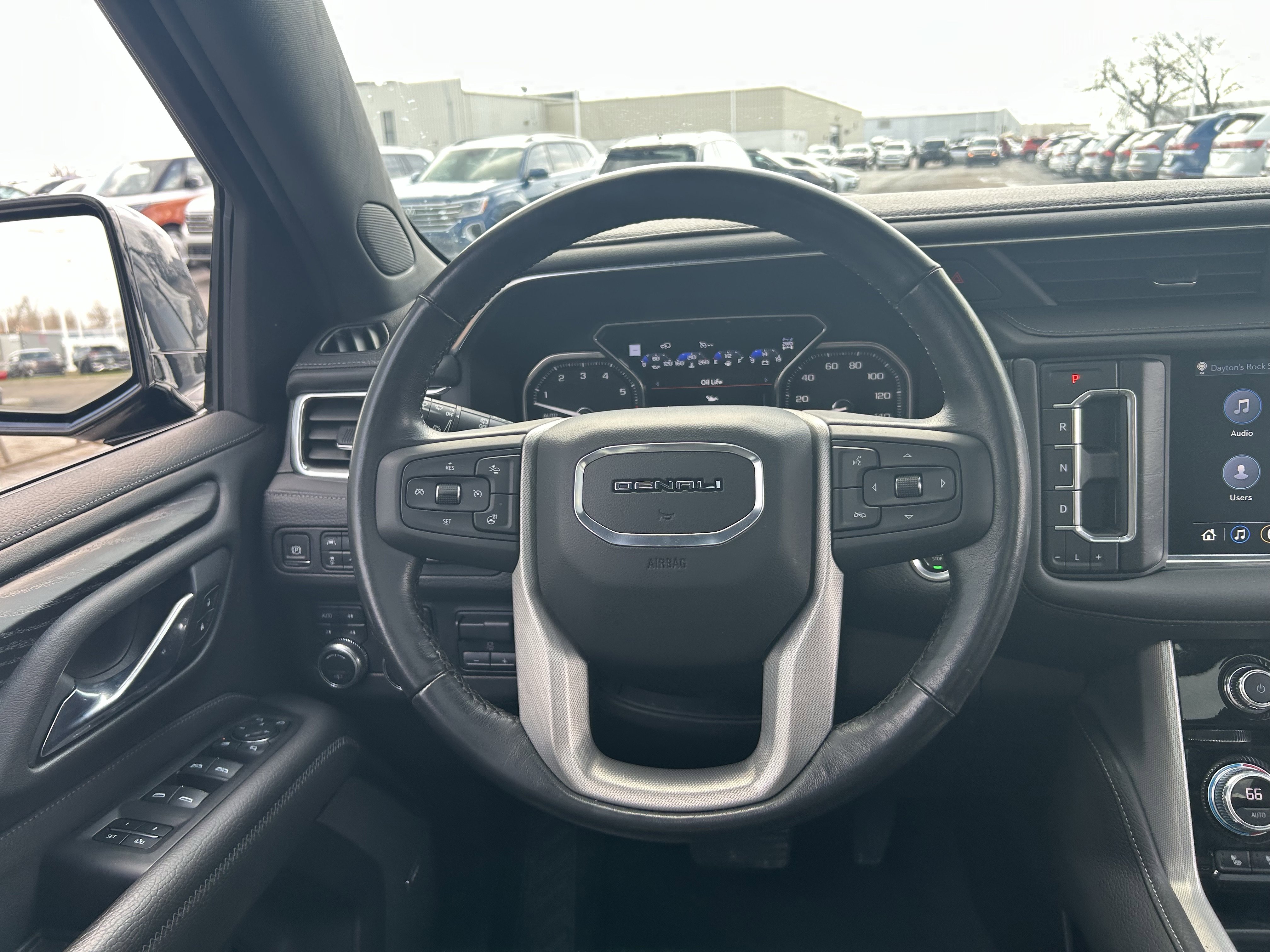 Used 2021 GMC Yukon Denali w/ Denali Ultimate Package image 10