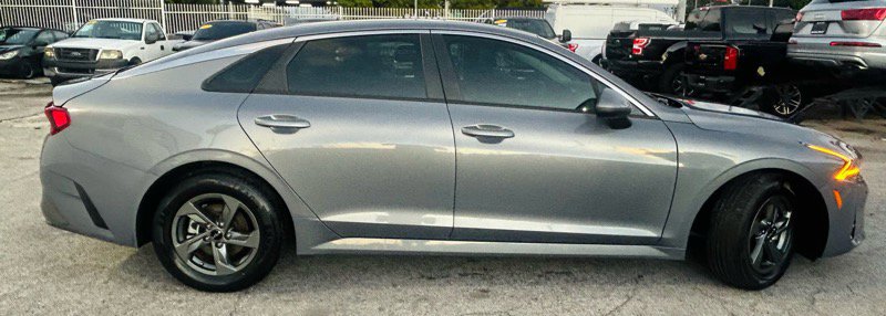 Used 2022 Kia K5 LX image 4