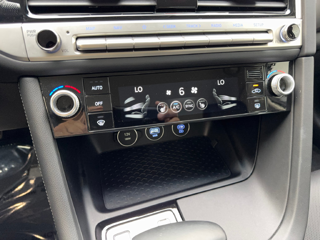 Used 2026 Genesis G70 2.5T RWD image 63
