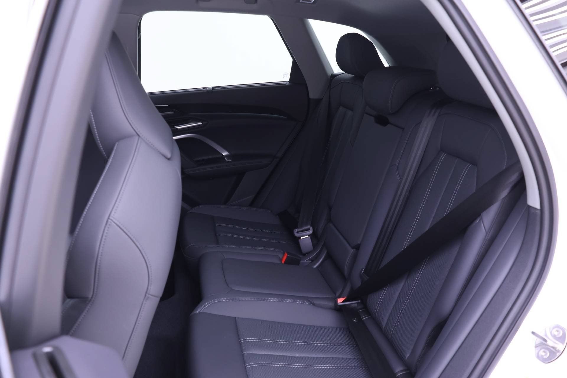 Used 2025 Audi Q5 Premium Plus AWD/4WD image 11