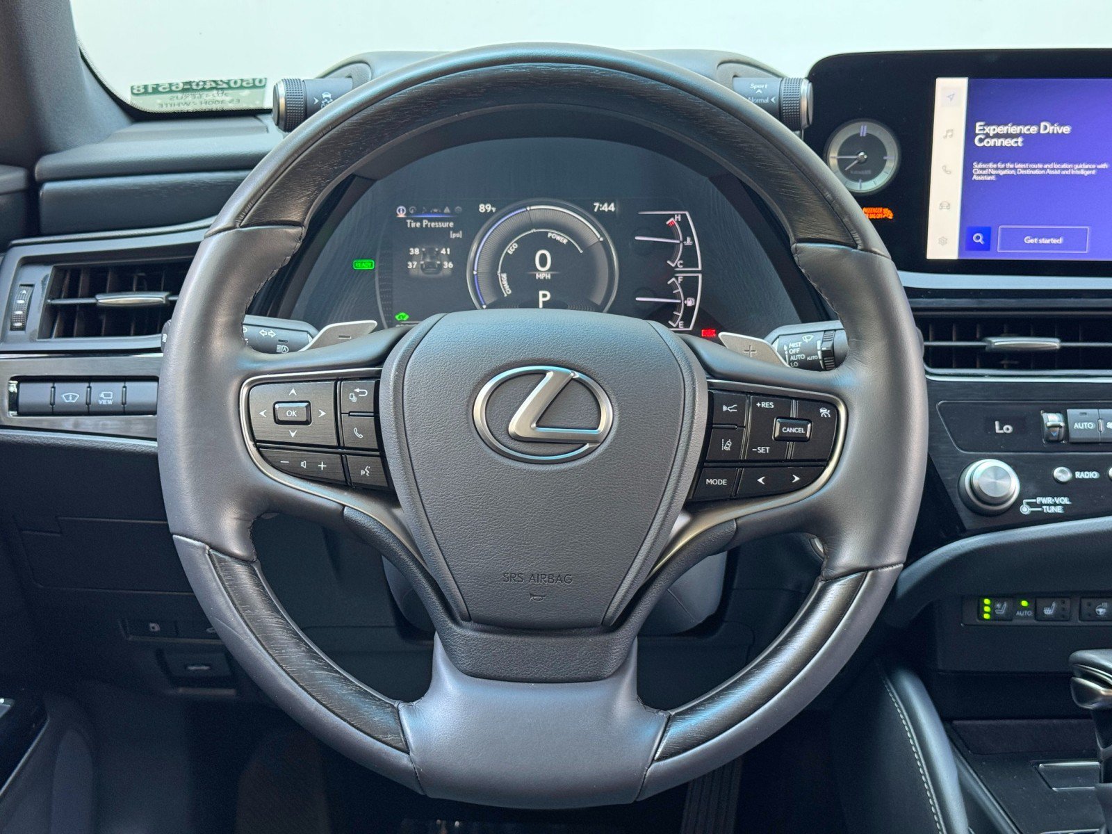 Used 2024 Lexus ES 300h w/ Accessory Package (Z2) FWD image 23