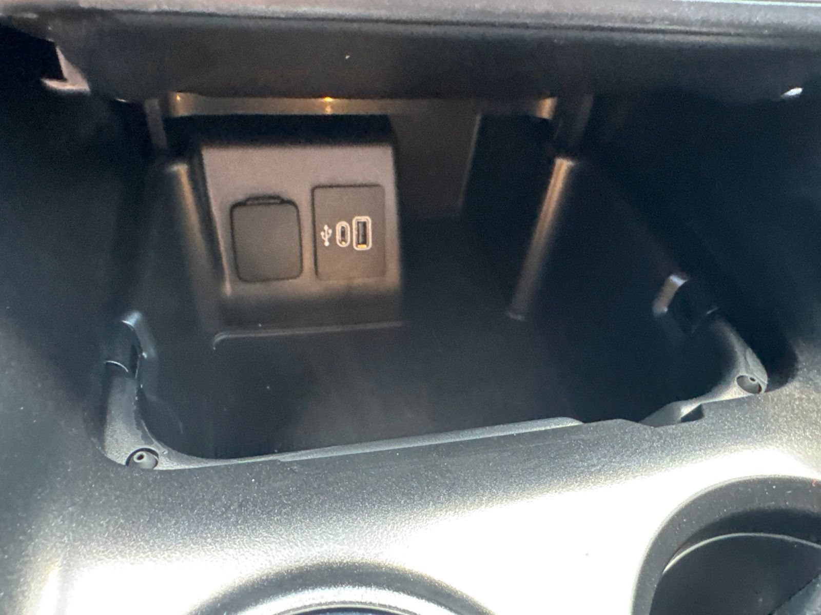 Used 2025 Ford Explorer ST w/ Sun And Sound Package RWD image 31