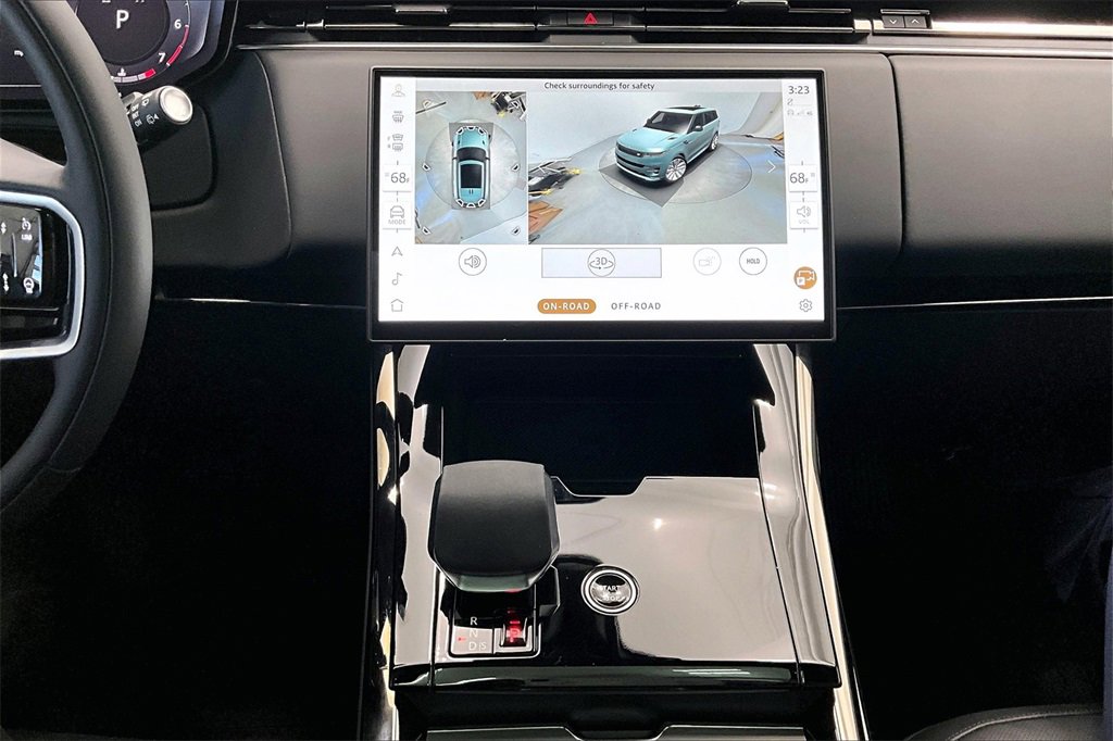 Used 2025 Land Rover Range Rover Sport SE image 24