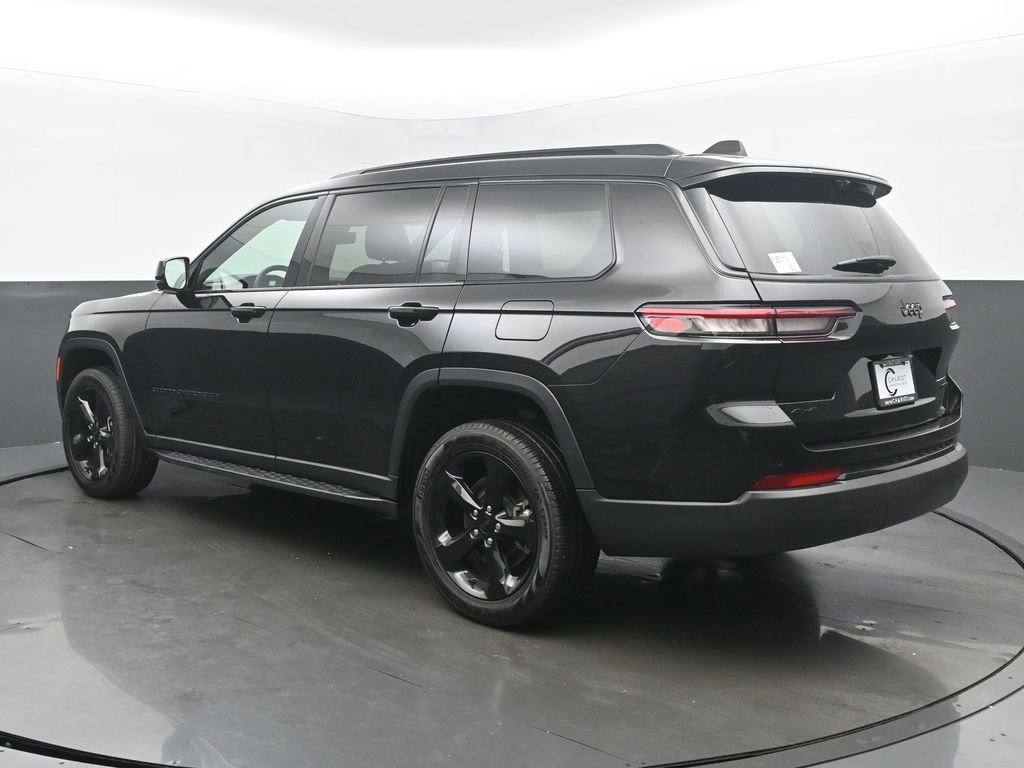 Used 2024 Jeep Grand Cherokee L Limited w/ Luxury Tech Group II AWD/4WD image 4