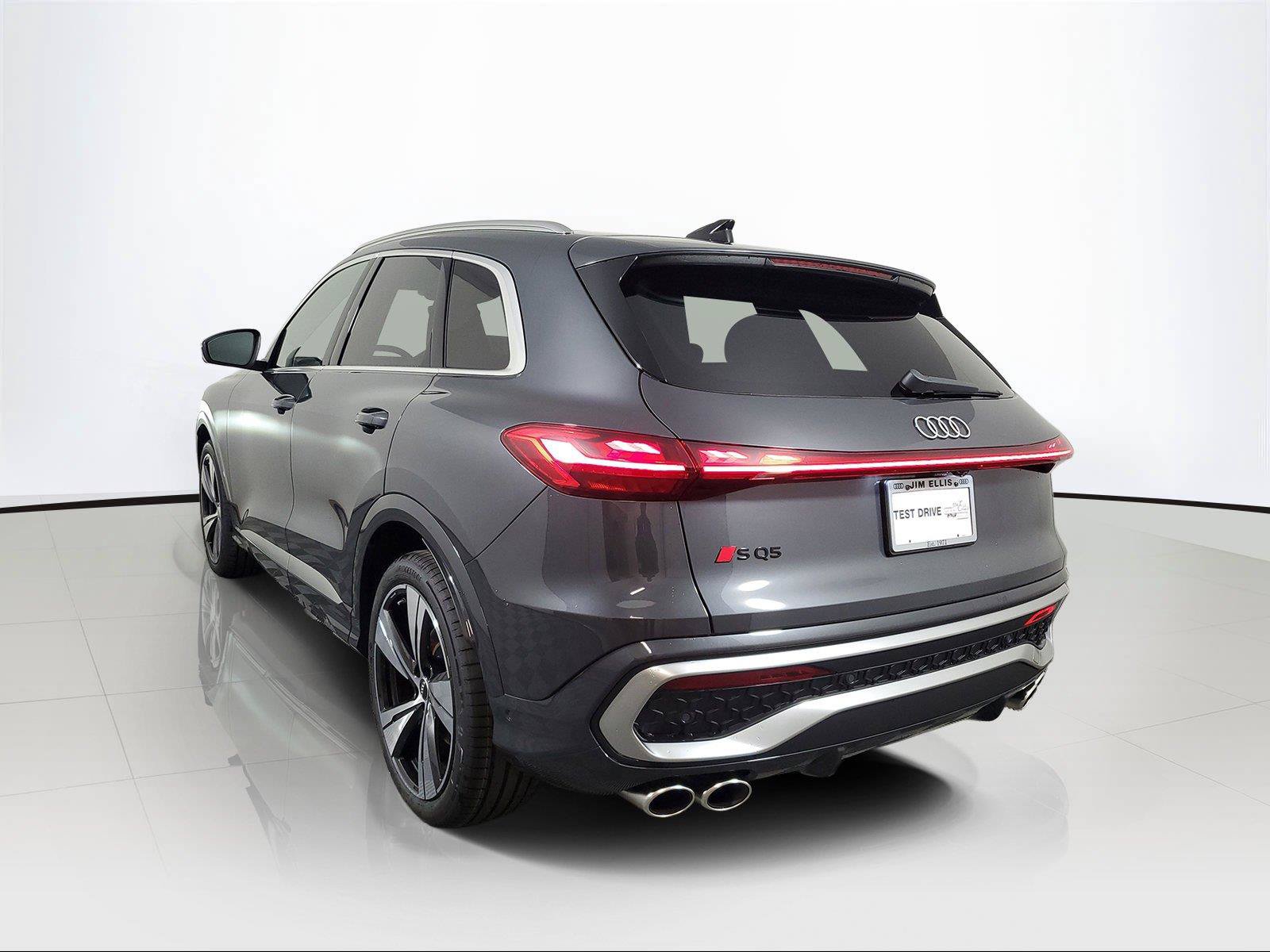 New 2026 Audi SQ5 Prestige AWD/4WD image 4