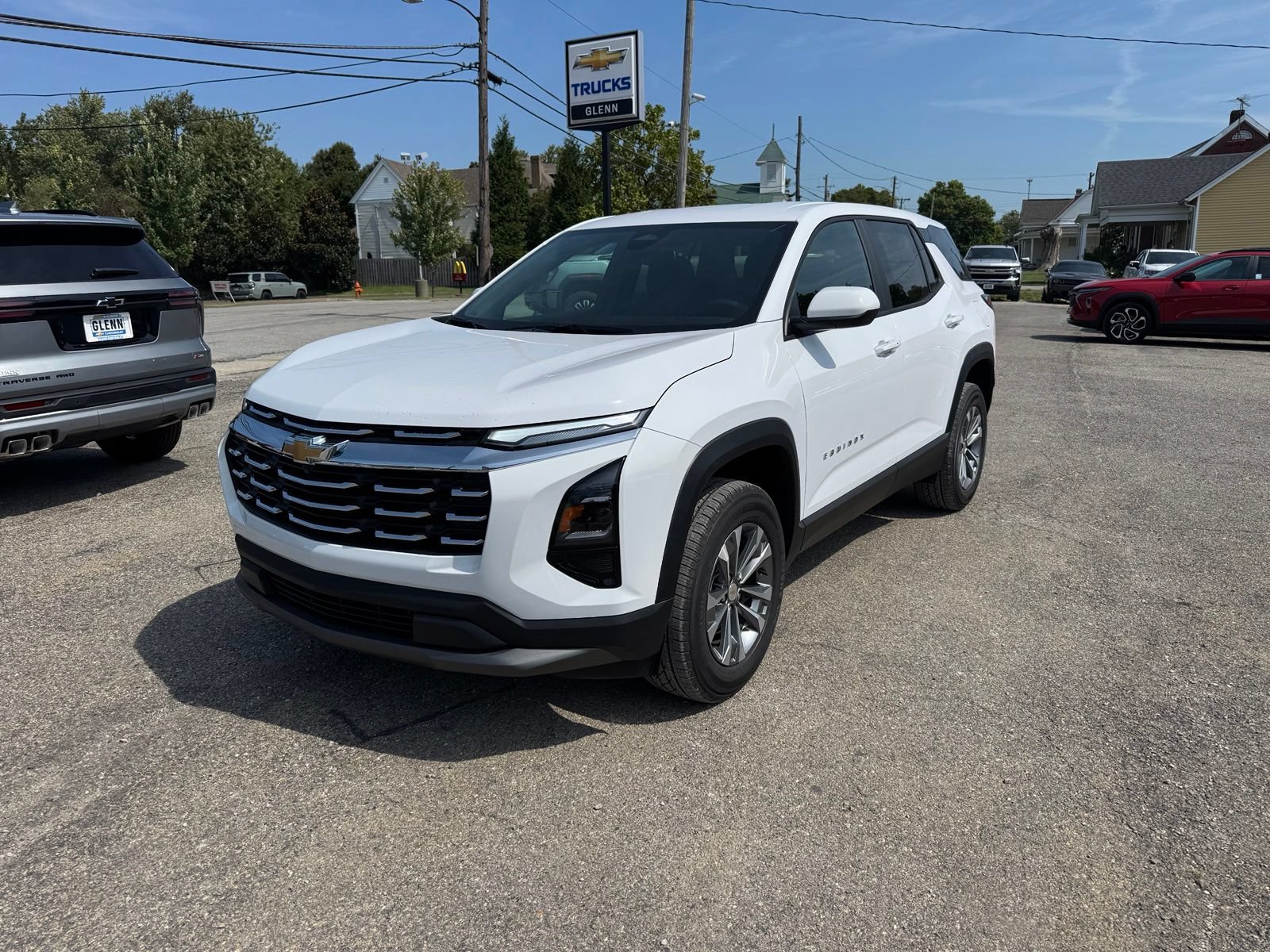 New 2027 Chevrolet Equinox LT FWD image 2