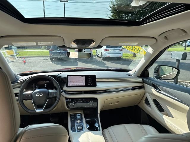 Certified 2025 INFINITI QX60 Luxe AWD/4WD image 13