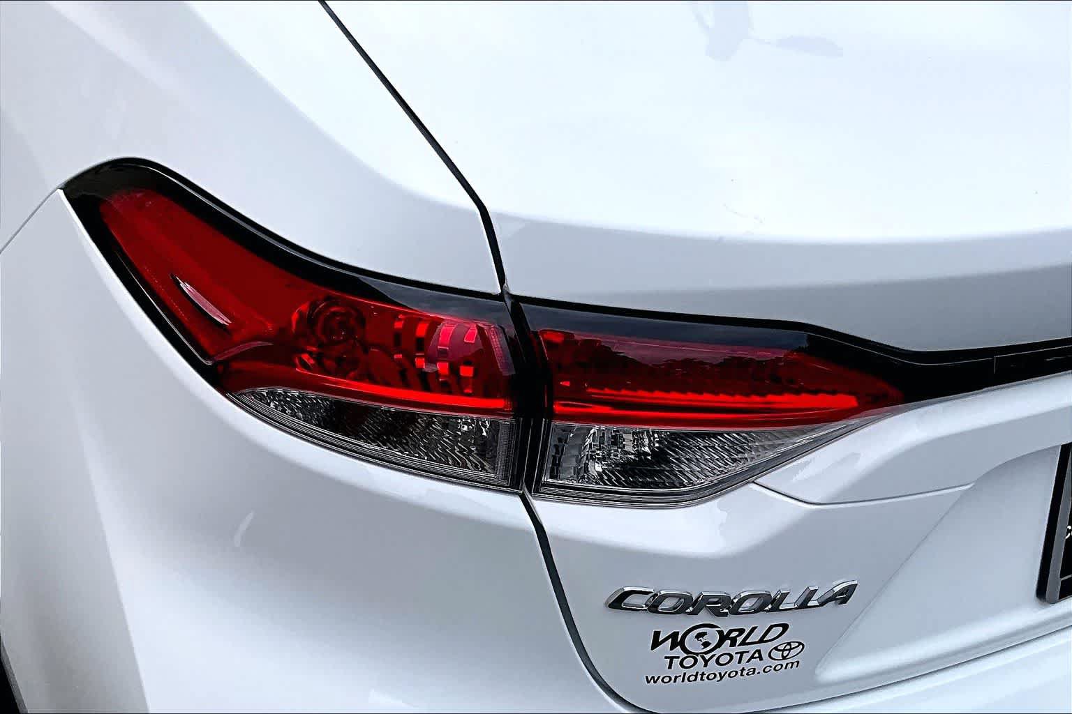 Used 2026 Toyota Corolla LE FWD image 54