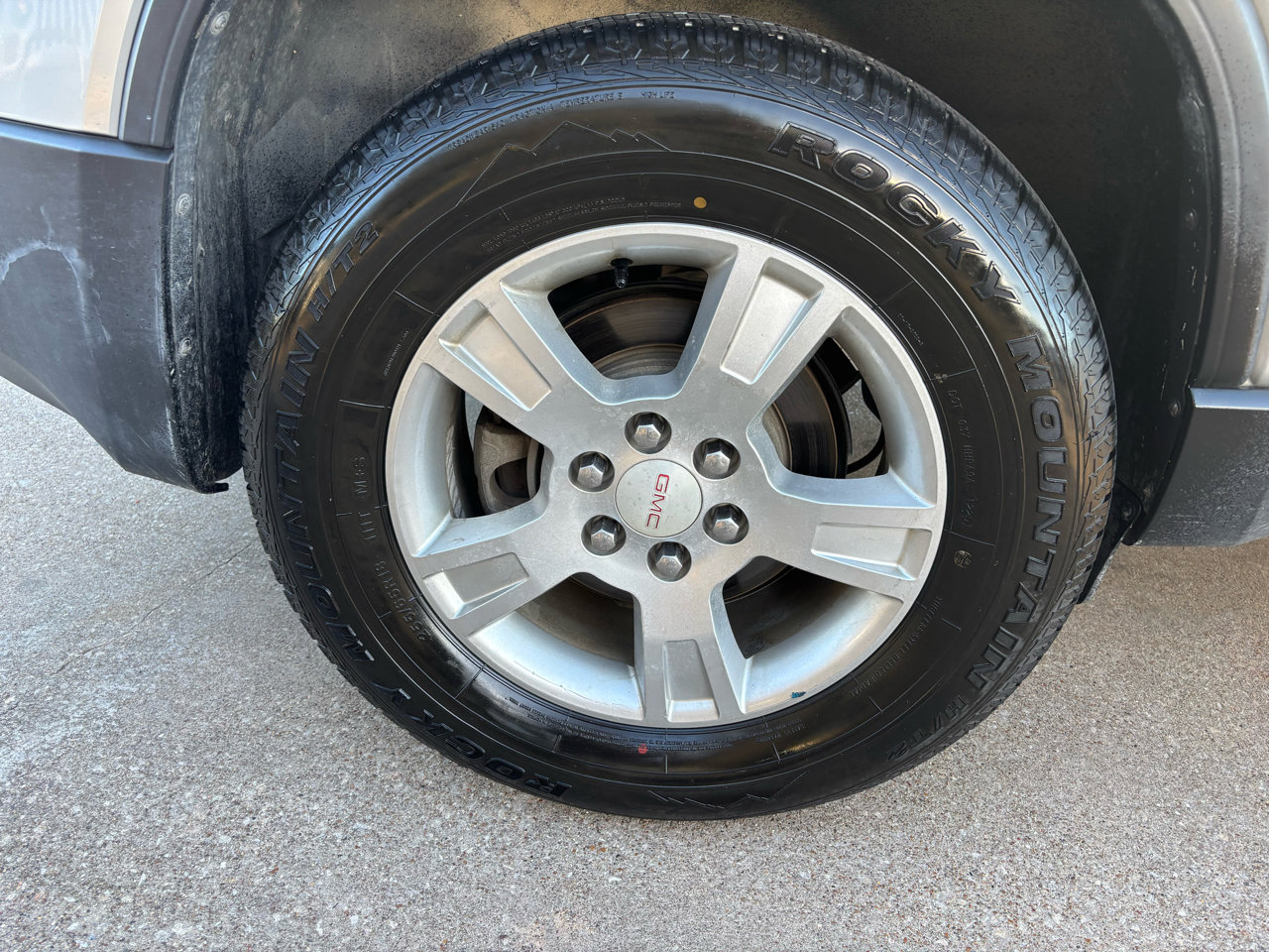 Used 2011 GMC Acadia SL w/ Preferred Package image 24