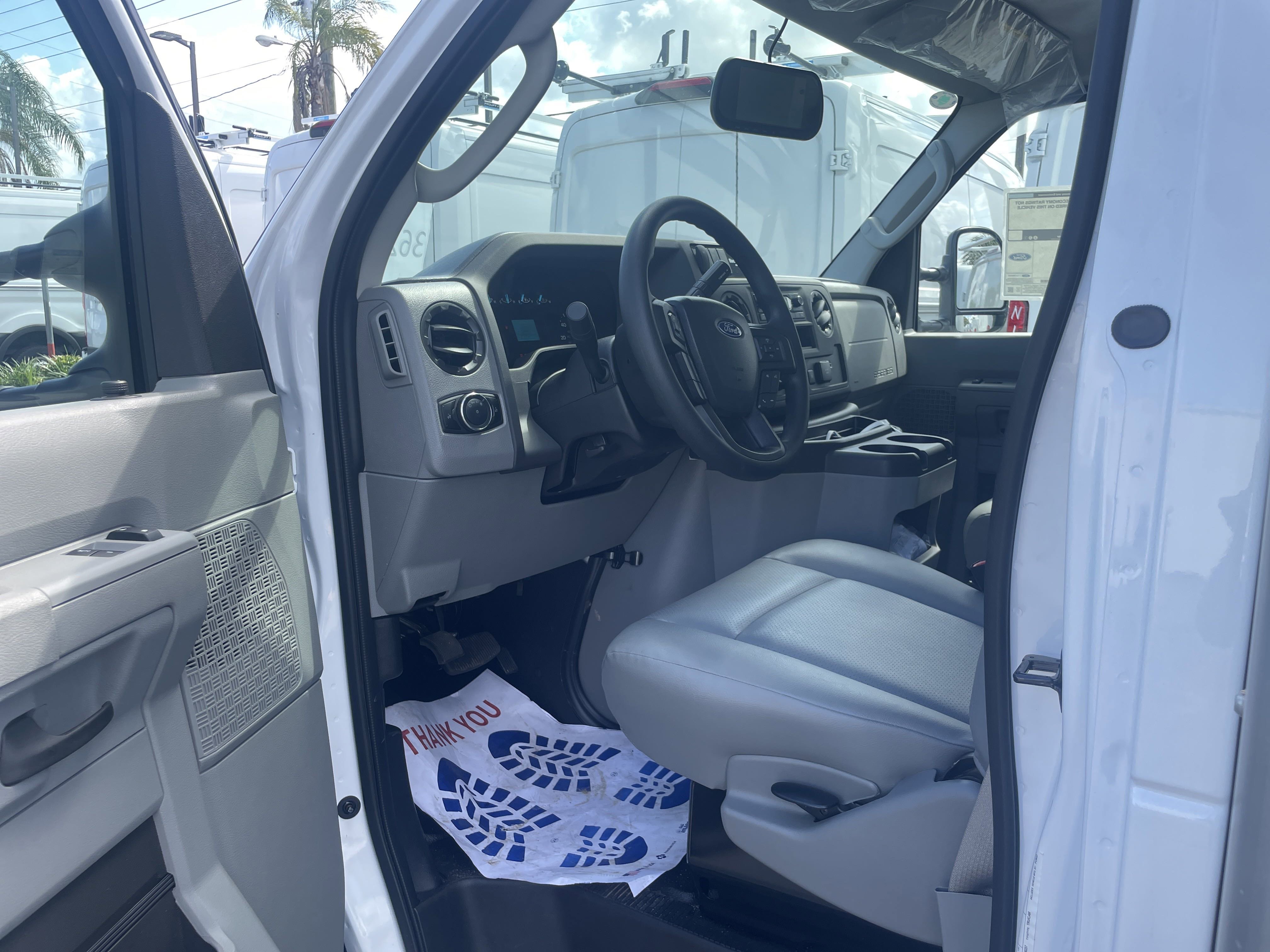 New 2025 Ford E-350 and Econoline 350 Super Duty w/ Power Equipment Group image 9