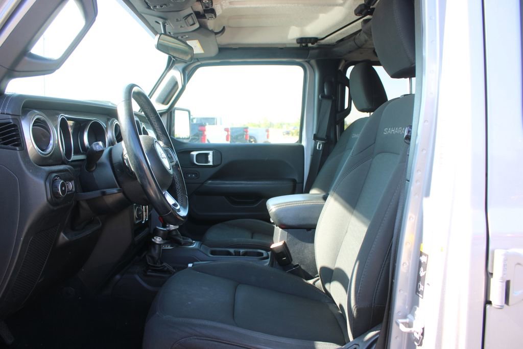 Used 2020 Jeep Wrangler Unlimited Sahara image 13