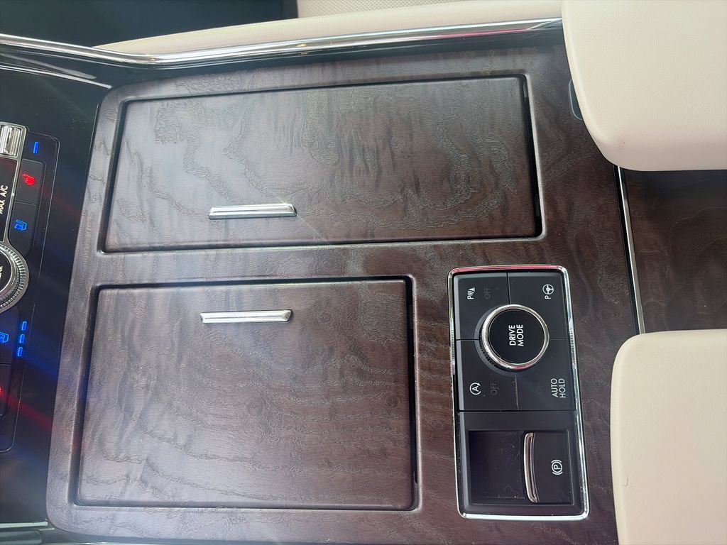 Used 2020 Lincoln Navigator Reserve w/ Equipment Group 208A Reserve AWD/4WD image 21