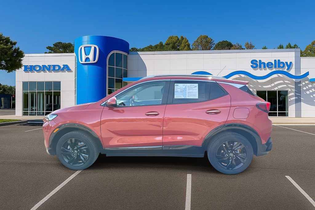 Used 2024 Buick Encore GX Sport Touring image 5