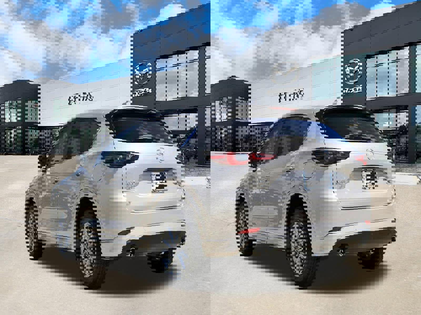 Certified 2025 MAZDA CX-5 AWD 2.5 S w/ Preferred Package image 2