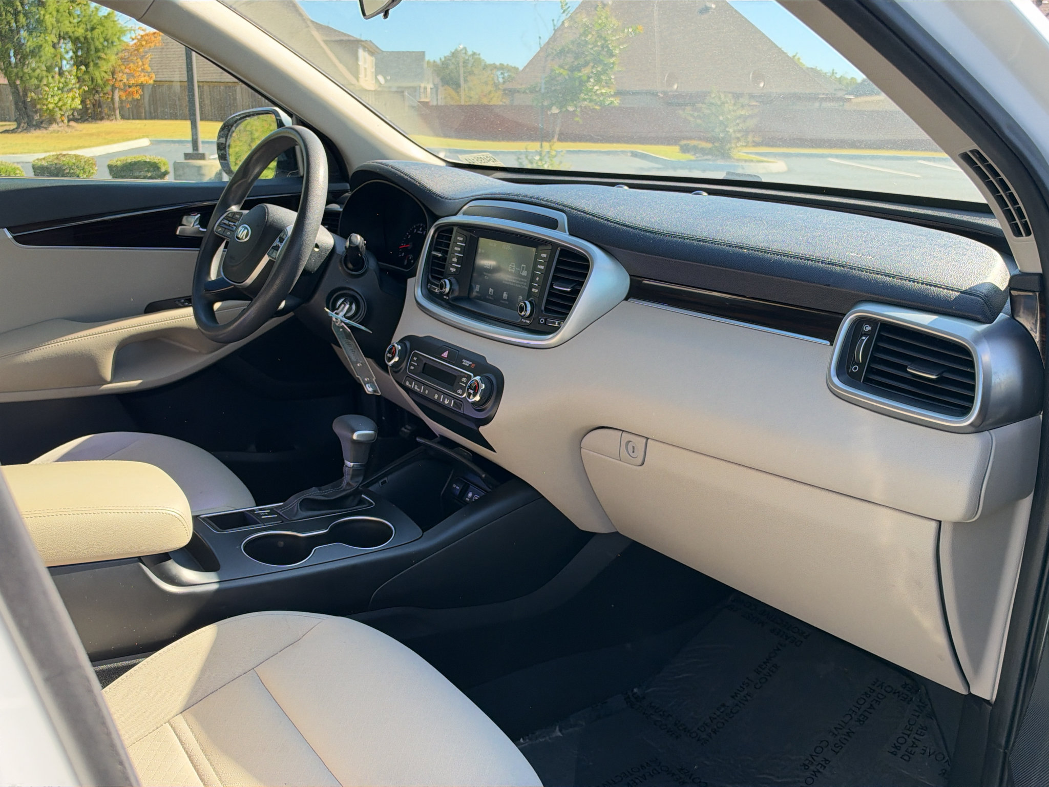 Used 2019 Kia Sorento AWD V6 image 17