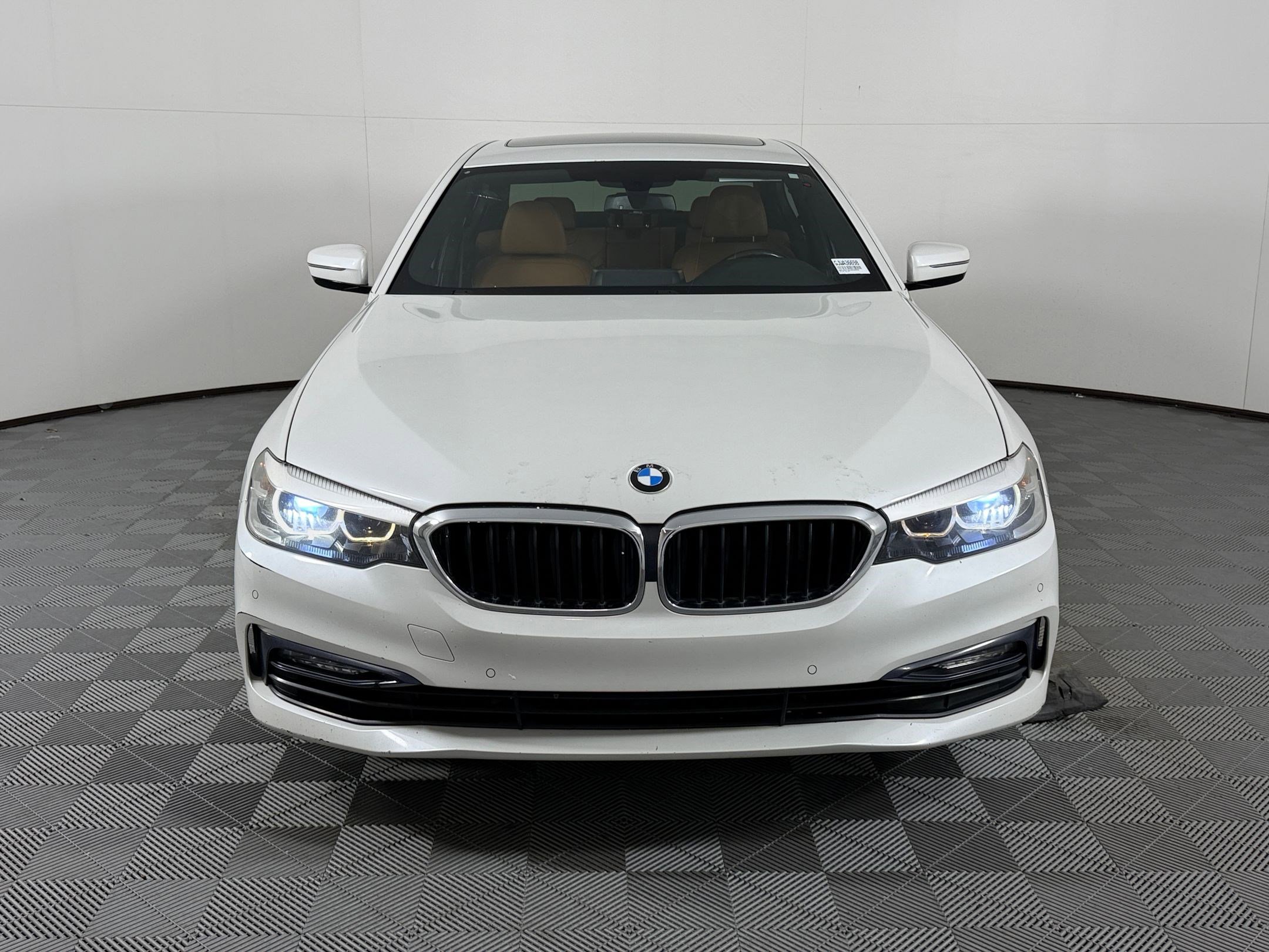 Used 2018 BMW 530i RWD image 6