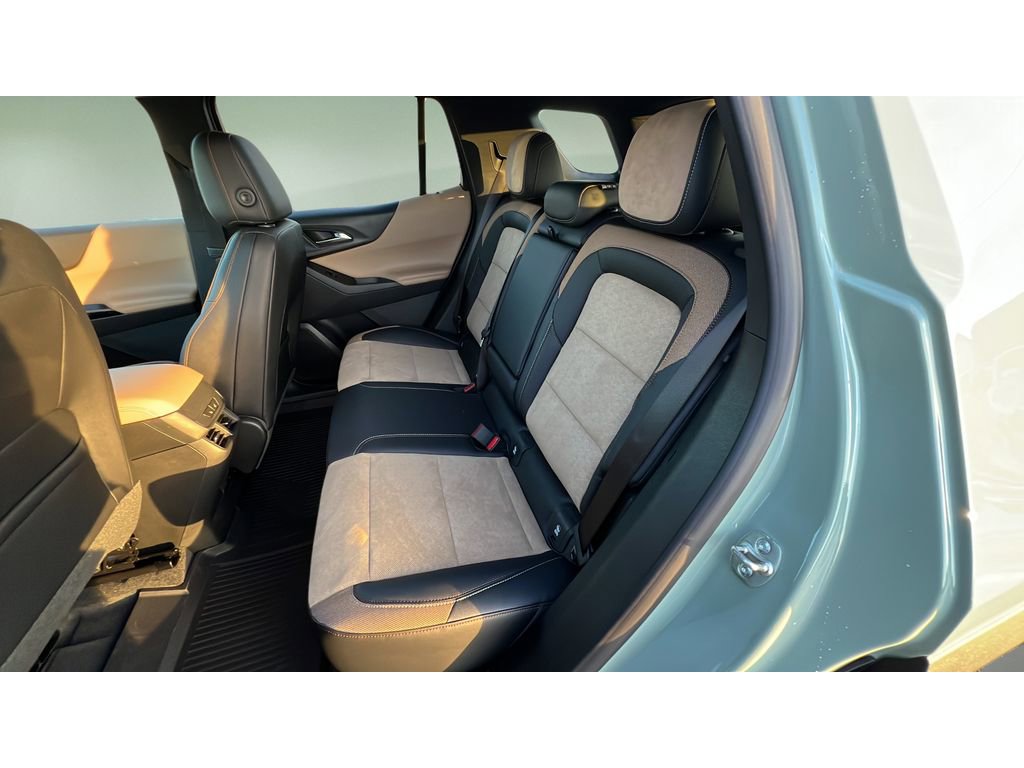 New 2026 Chevrolet Equinox ACTIV image 28