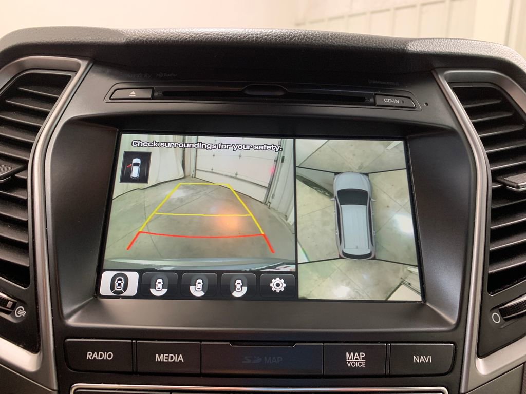 Used 2017 Hyundai Santa Fe SE w/ SE Ultimate Tech Package 03 image 8