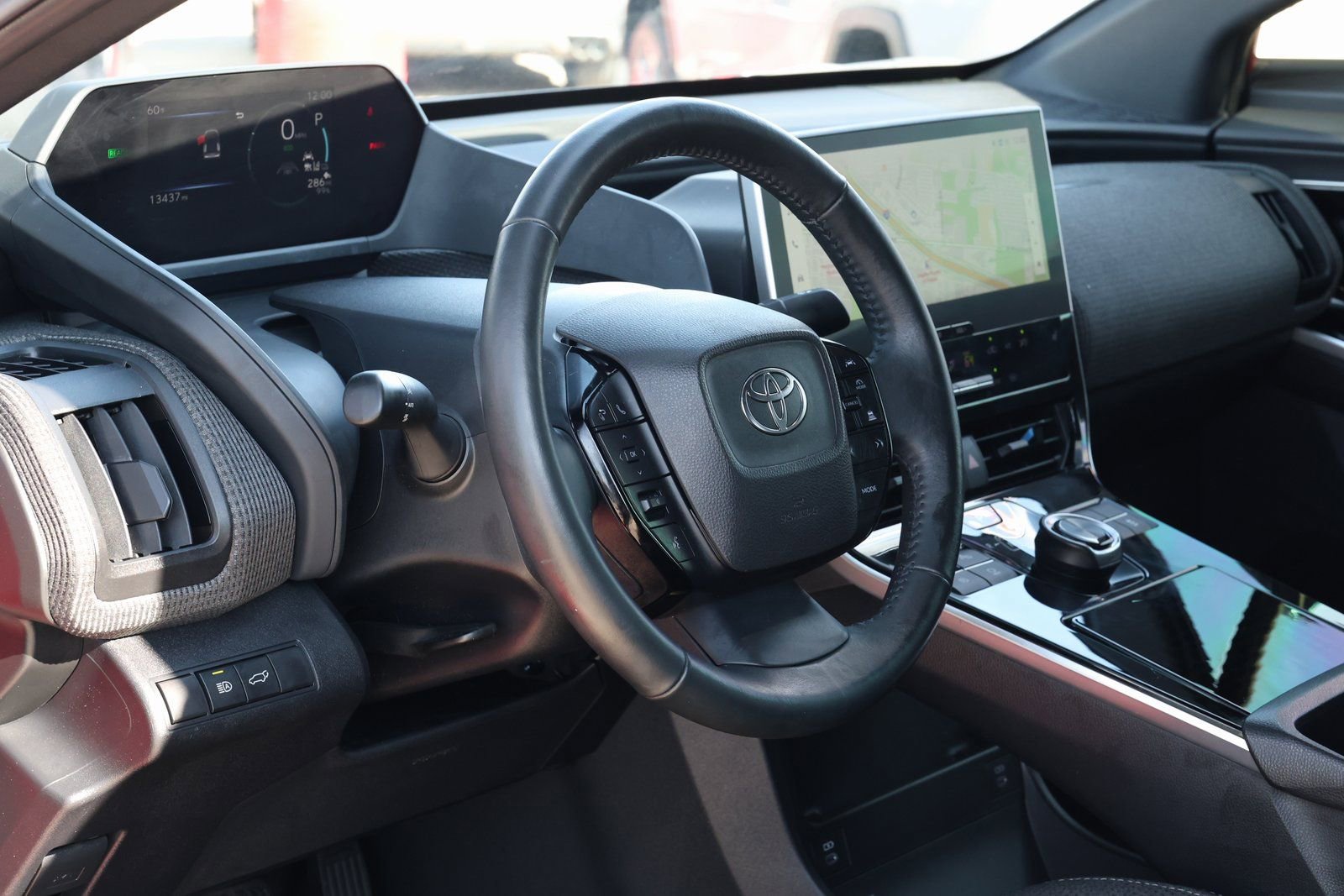 Used 2024 Toyota bZ4X XLE w/ Weather Package image 14