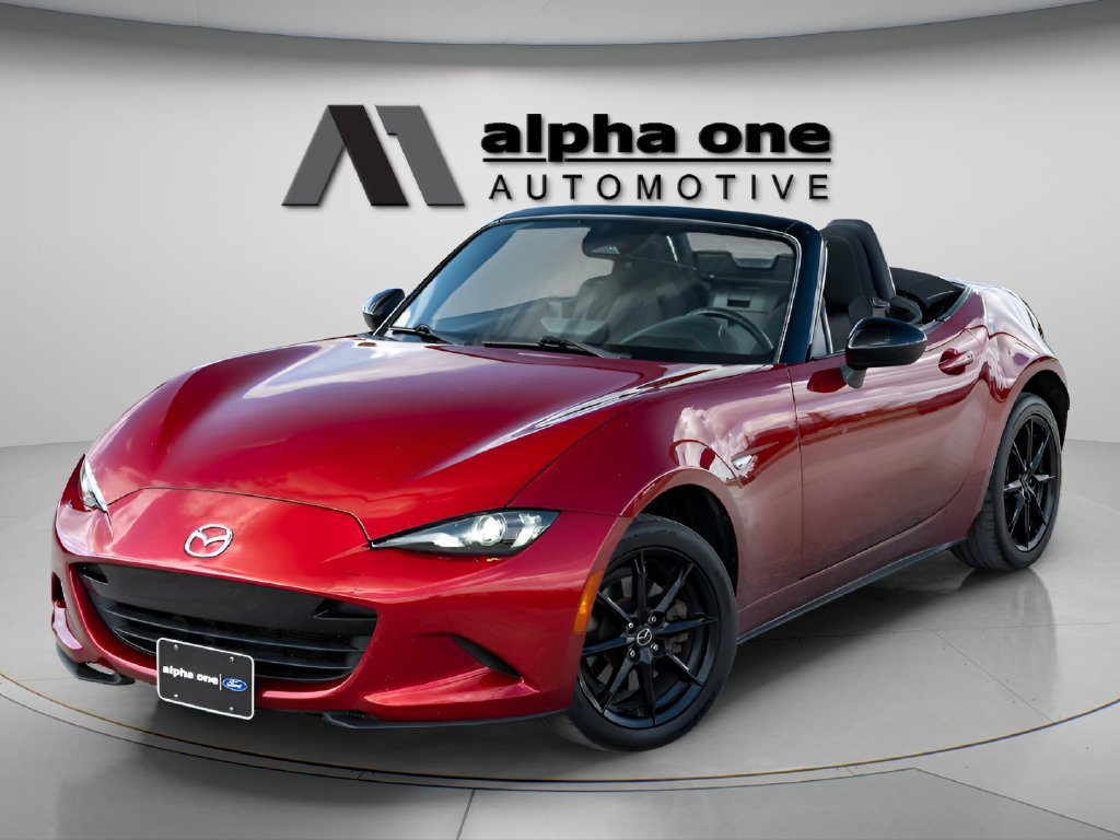 Used 2024 MAZDA MX-5 Miata Sport RWD image 2