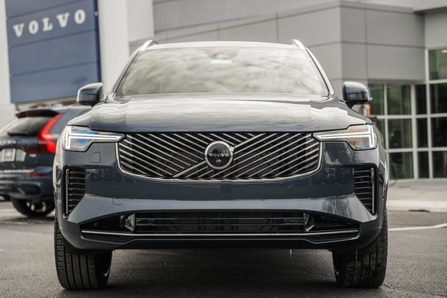 New 2026 Volvo XC90 B6 Plus image 2