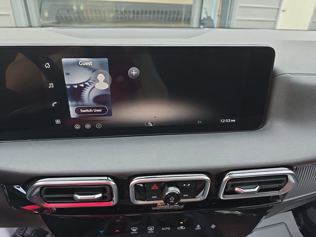 New 2026 Nissan Sentra SR w/ SR Premium Package FWD image 19