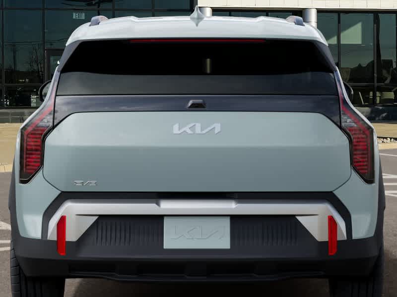 New 2027 Kia EV3 Wind FWD image 13