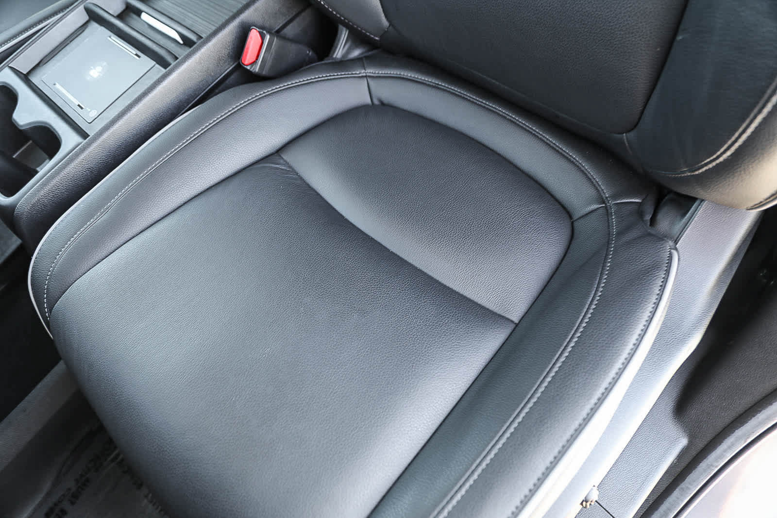 Used 2025 Honda Odyssey Touring image 25
