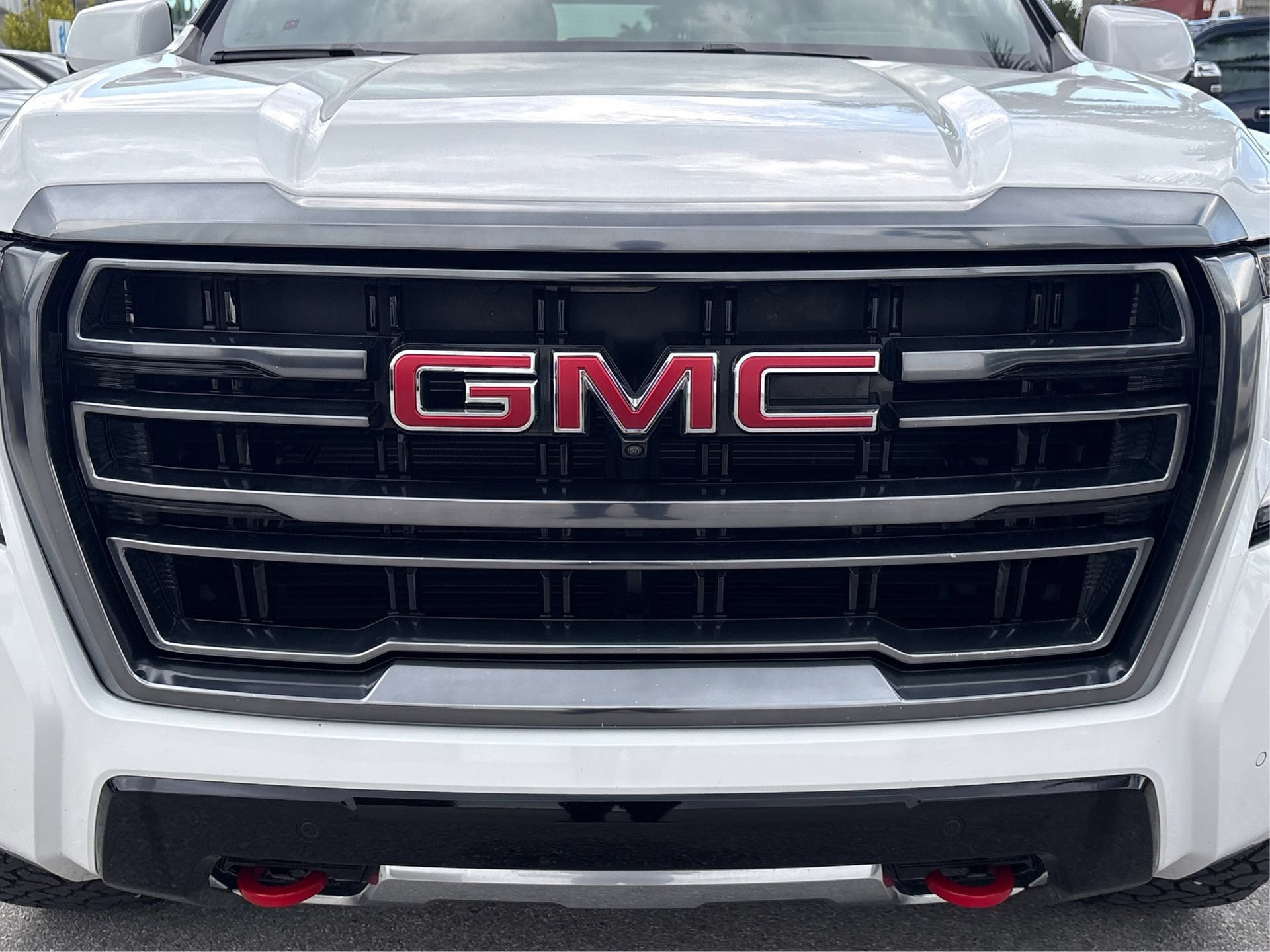 Used 2023 GMC Yukon AT4 w/ Technology Package AWD/4WD image 15