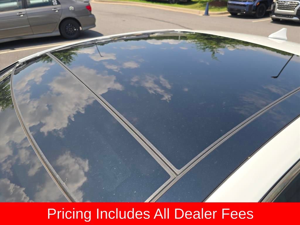 Used 2023 Genesis G70 3.3T w/ Sport Prestige Package RWD image 5