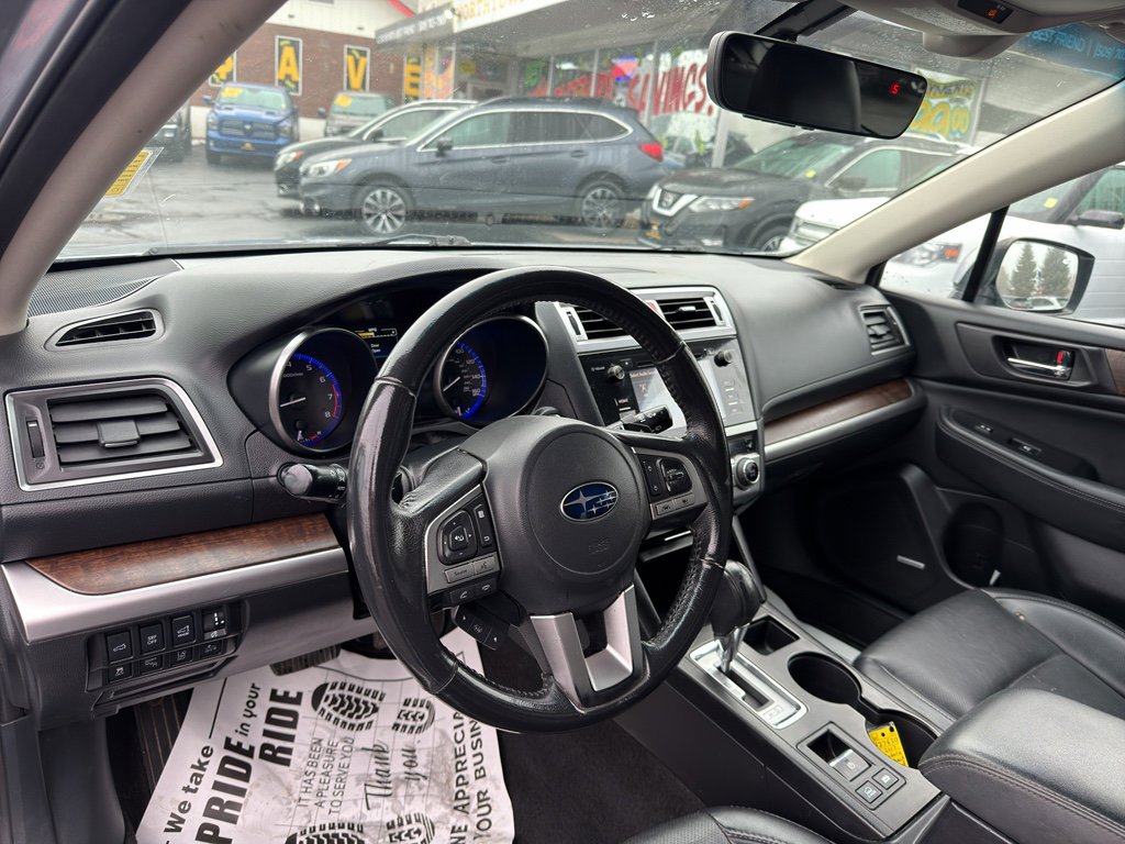 Used 2017 Subaru Outback 3.6R Limited image 10