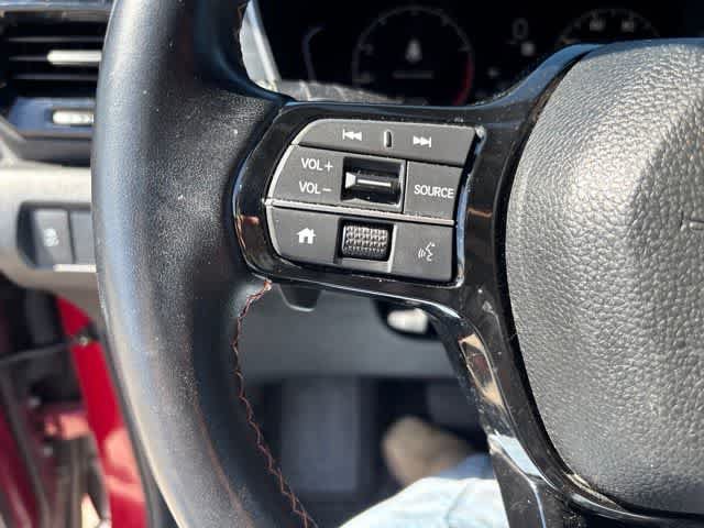 Used 2023 Honda Pilot Sport image 11