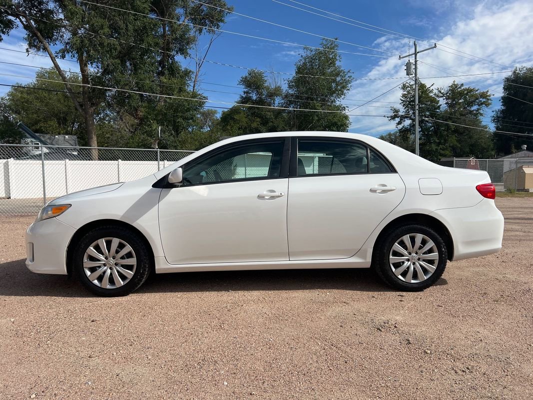 Used 2012 Toyota Corolla LE image 4