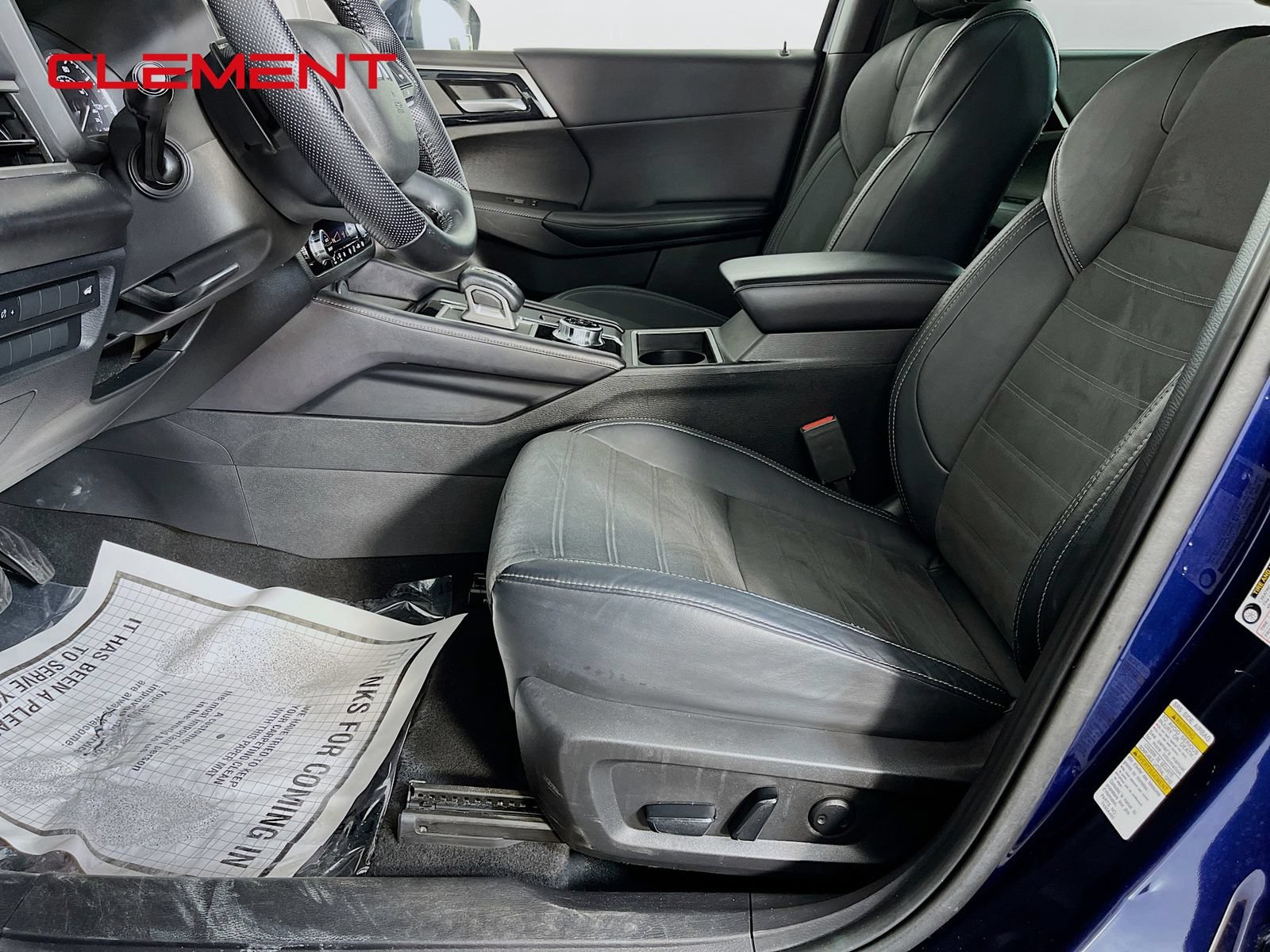 Used 2023 Mitsubishi Outlander ES AWD/4WD image 26