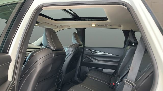 Used 2024 INFINITI QX60 Luxe AWD/4WD image 19