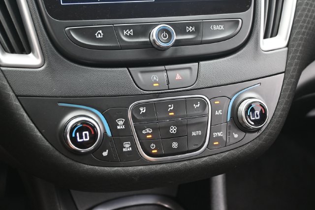 Used 2025 Chevrolet Malibu LT FWD image 24