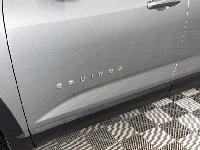 Used 2026 Chevrolet Equinox LT FWD image 12