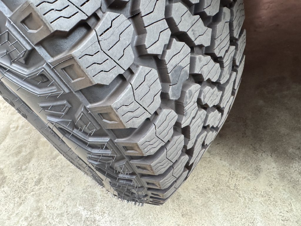 New 2026 Ford Bronco Heritage Edition AWD/4WD image 32