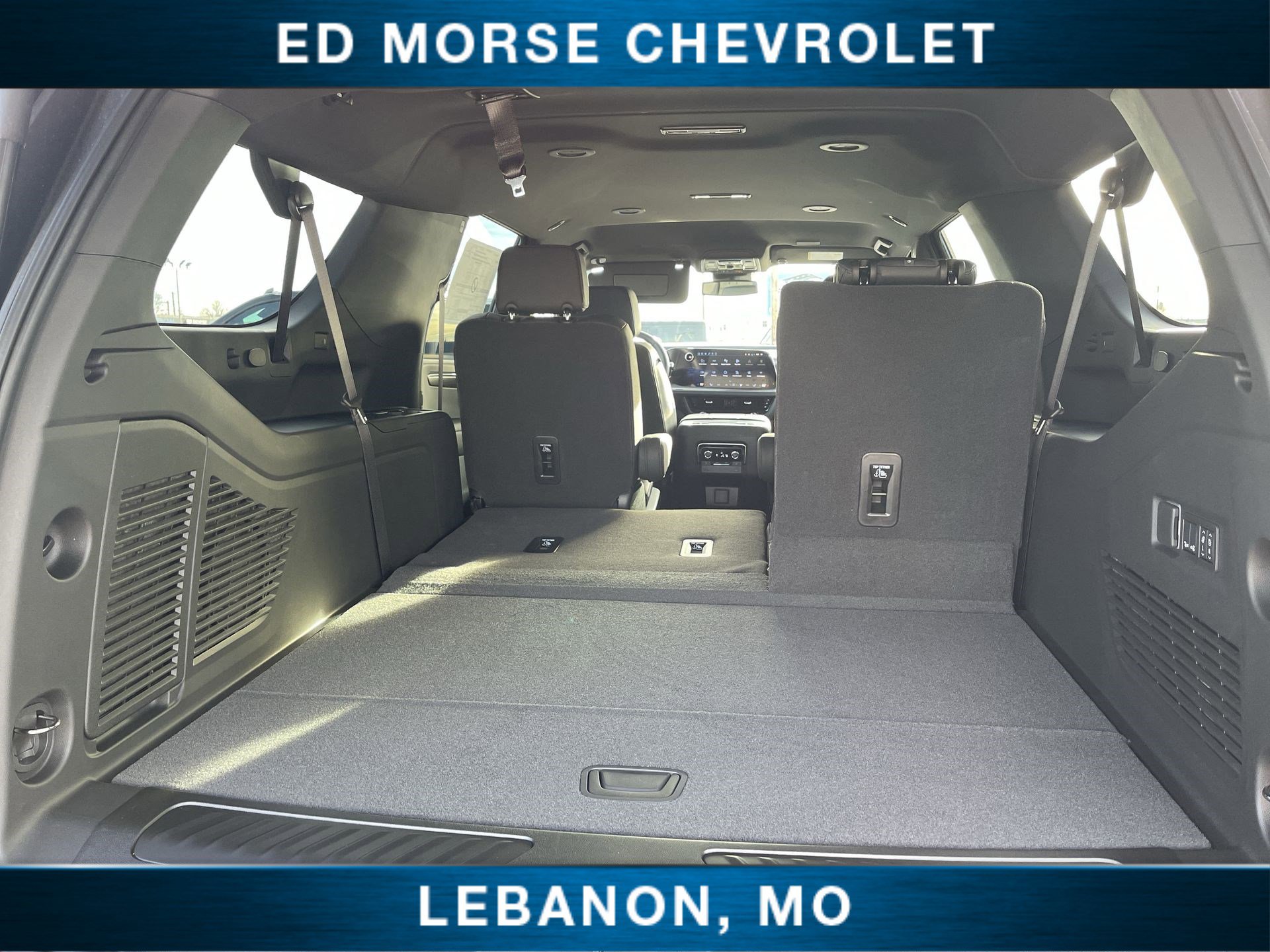 New 2026 Chevrolet Suburban LT w/ Comfort Package image 24