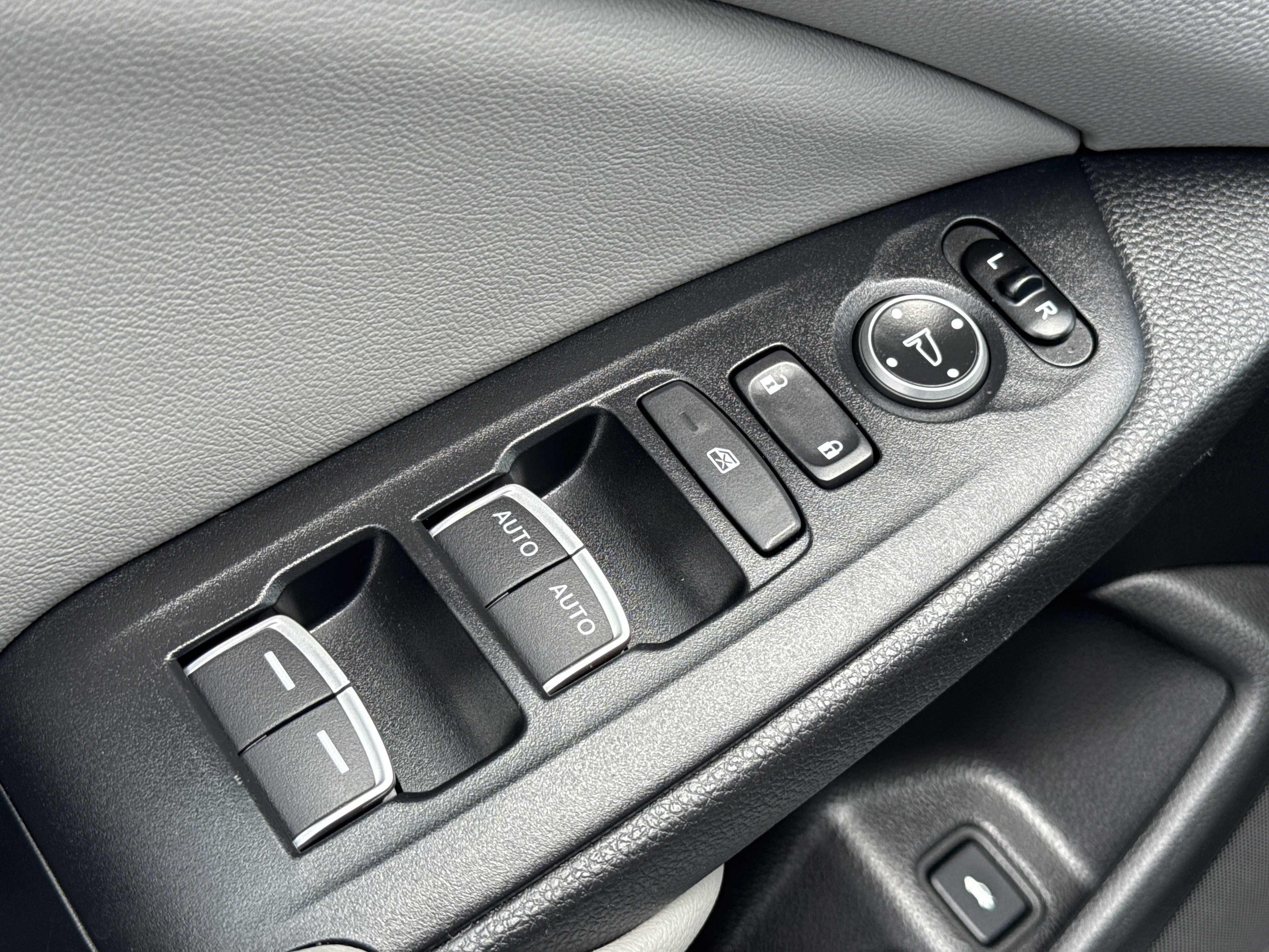 Certified 2019 Honda Accord EX image 24