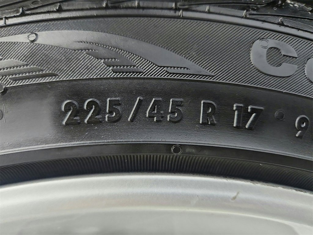 Used 2018 Mercedes-Benz CLA 250 4MATIC image 40