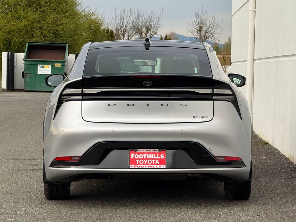 Used 2026 Toyota Prius Plug-In Hybrid w/ Limited Premium Package image 6