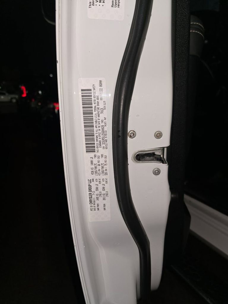 Used 2013 RAM 2500 Limited image 18