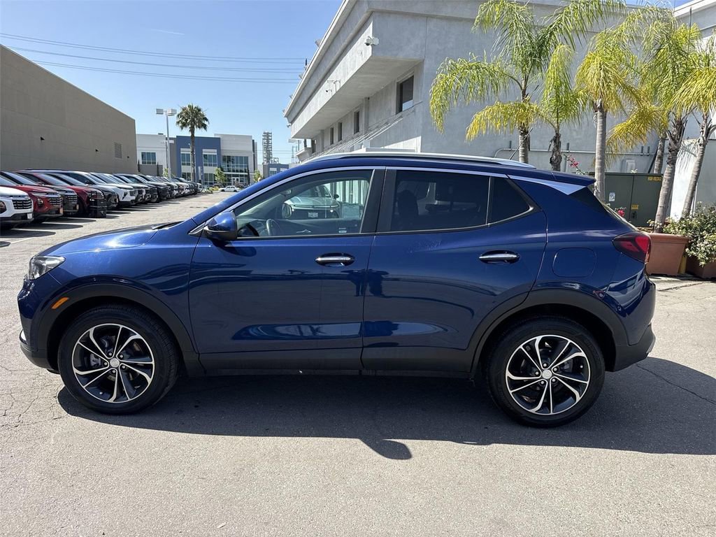 Used 2023 Buick Encore GX Select w/ Safety Package II FWD image 6