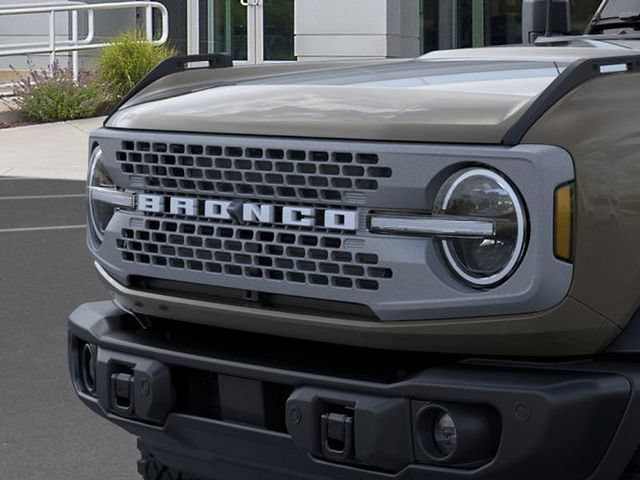New 2026 Ford Bronco Badlands AWD/4WD image 19