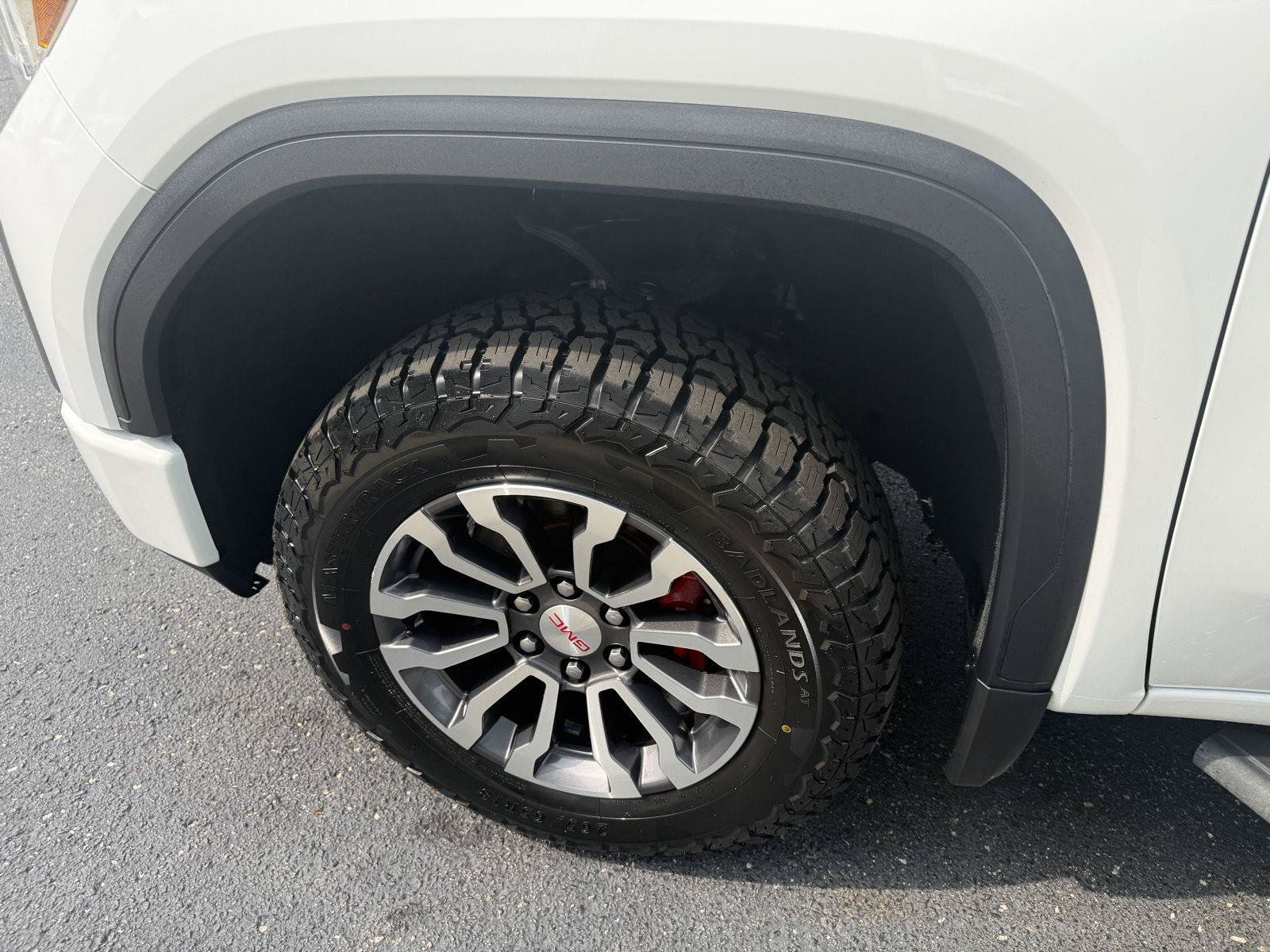 Used 2019 GMC Sierra 1500 AT4 w/ Technology Package AWD/4WD image 33