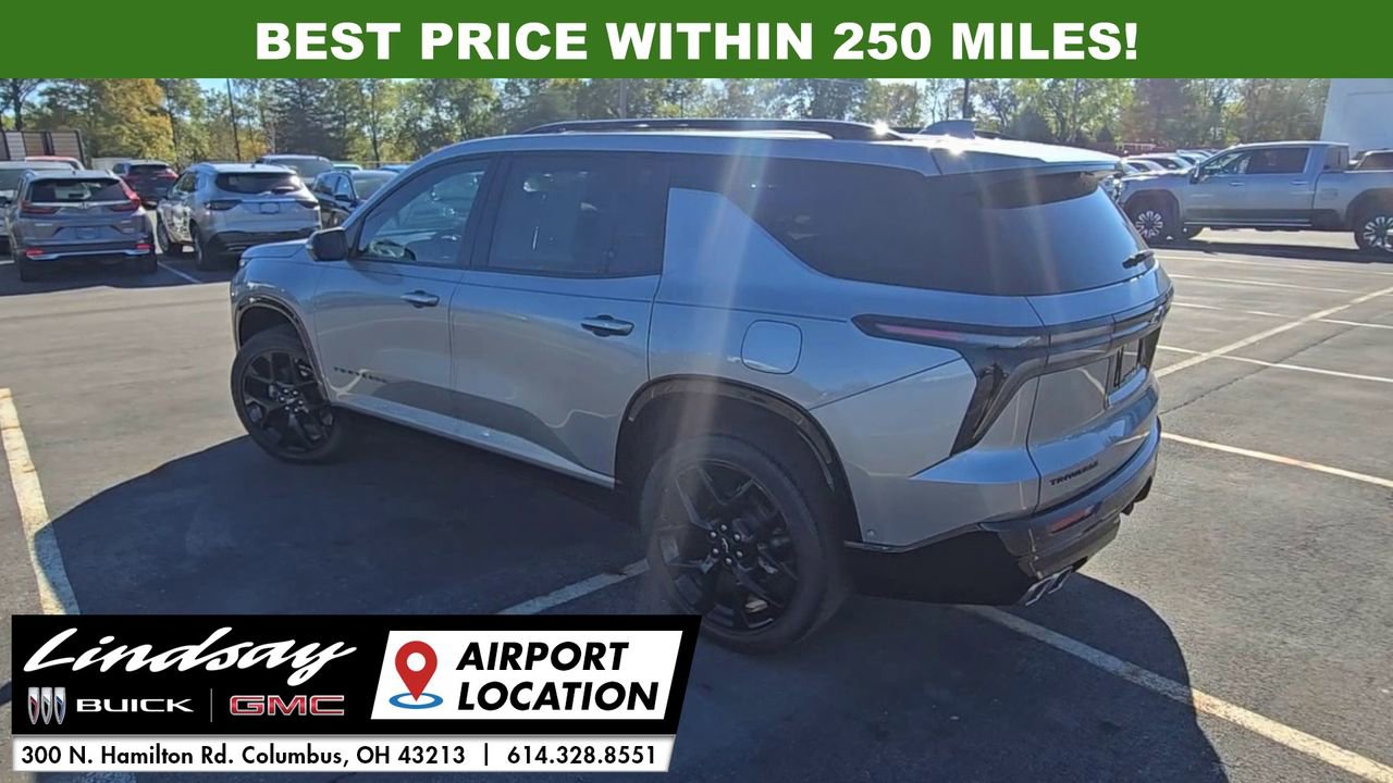 Used 2024 Chevrolet Traverse RS image 6