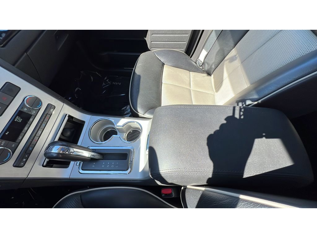Used 2008 Lincoln MKX AWD image 19